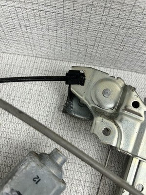 2003 TO 2009 TOYOTA 4RUNNER BACK DOOR LIFT GATE WINDOW LIFT REGULATOR WITH MOTOR