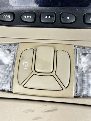 2004-2010 Toyota Sienna Overhead Roof Console Interior Dome Light Beige OEM