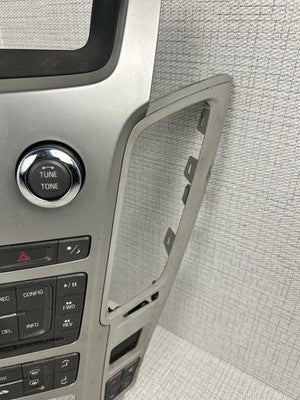 08-13 Cadillac CTS Dash AM FM Radio Stereo Control Panel Trim Bezel Silver B44