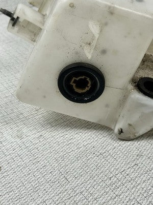 03-06 NISSAN 350Z Coupe Only WINDSHIELD WASHER RESEVOIR TANK