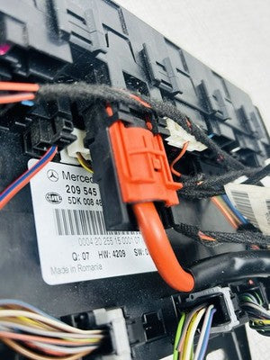 01-09 Mercedes W203 C320 C230 W209 CLK500 CLK320 Rear Trunk SAM Fuse Relay Box