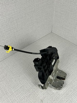 OEM 2008-2010 Volvo V70 XC70 III Rear Liftgate Trunk Lock Actuator Latch 31253446