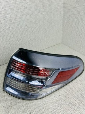2010-2012 LEXUS RX350 RX450H Right Passenger SIDE OUTER TAIL LIGHT LAMP OEM