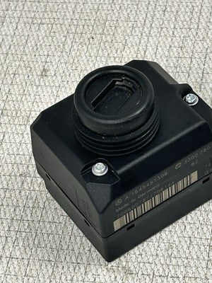 2008-2013 MERCEDES W164 X164 W251 IGNITION SWITCH EZS EIS 1645451308