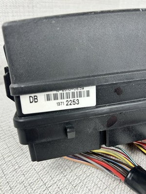 13712253 Buick Lucerne Cadillac DTS Rear Fuse Box Under Seat OEM 2008-2011