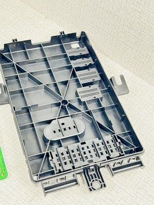 Ford Mustang Interior Fuse Box BCM Power Module 2005 OEM 4R3T-14B476-FM-F