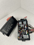 13712253 Buick Lucerne Cadillac DTS Rear Fuse Box Under Seat OEM 2008-2011