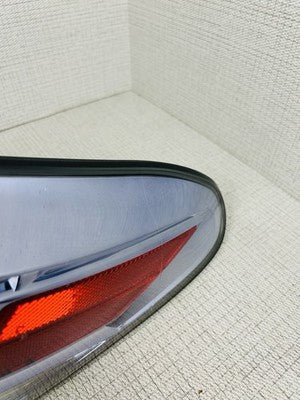 2010-2012 LEXUS RX350 RX450H Right Passenger SIDE OUTER TAIL LIGHT LAMP OEM