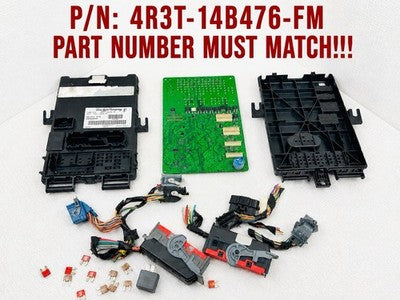Ford Mustang Interior Fuse Box BCM Power Module 2005 OEM 4R3T-14B476-FM-F