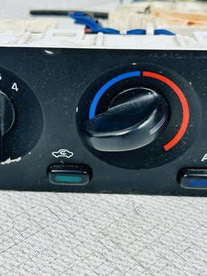 2000-2004 Nissan Frontier Xterra A/C Climate Control Unit OEM