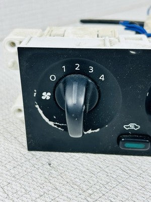 2000-2004 Nissan Frontier Xterra A/C Climate Control Unit OEM