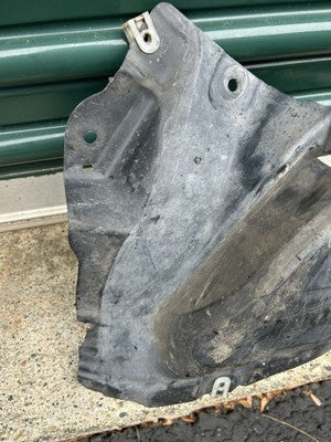 Front Right Passen Fender Liner Splash Shield 7304046 BMW F15 X5 (2014-2018) OEM