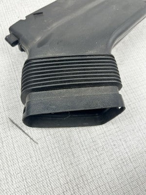 2006-13 BMW E90 E92 E93 328i FRONT AIR INTAKE INLET DUCT 7541737 7541738 OEM