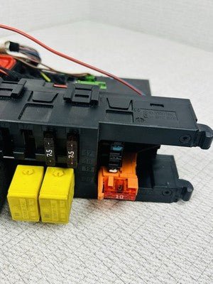 01-09 Mercedes W203 C320 C230 W209 CLK500 CLK320 Rear Trunk SAM Fuse Relay Box