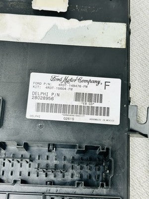 Ford Mustang Interior Fuse Box BCM Power Module 2005 OEM 4R3T-14B476-FM-F