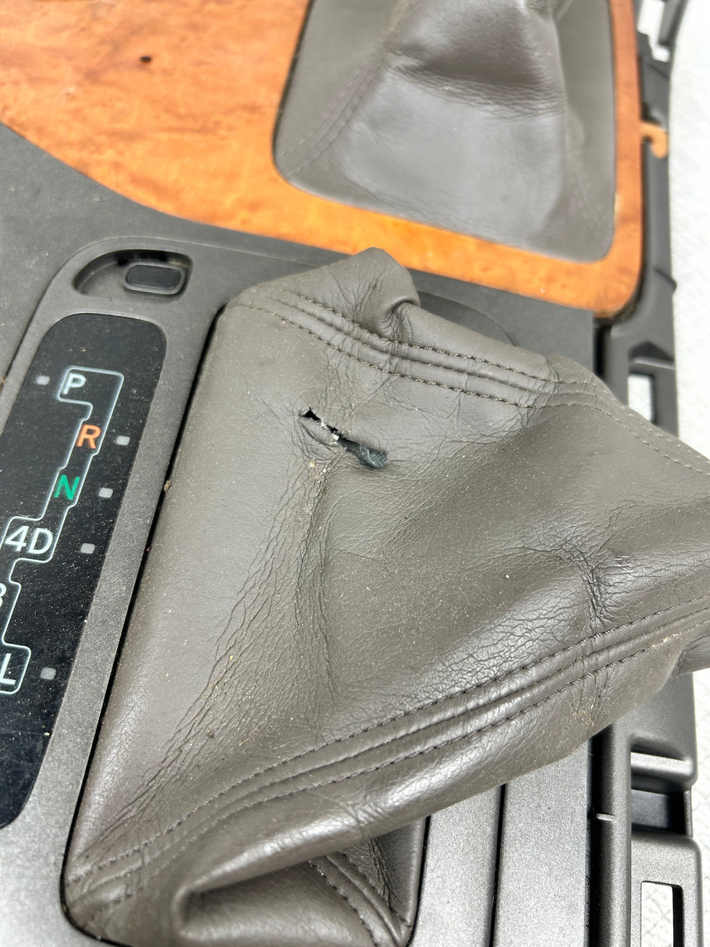 2003-2009 Lexus GX470 Gear Shifter Center Console Bezel woodgrain