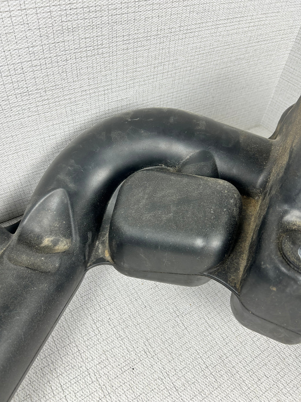 2011 - 2013 Dodge Durango Cherokee 3.6L Resonator Air Intake Tube OEM