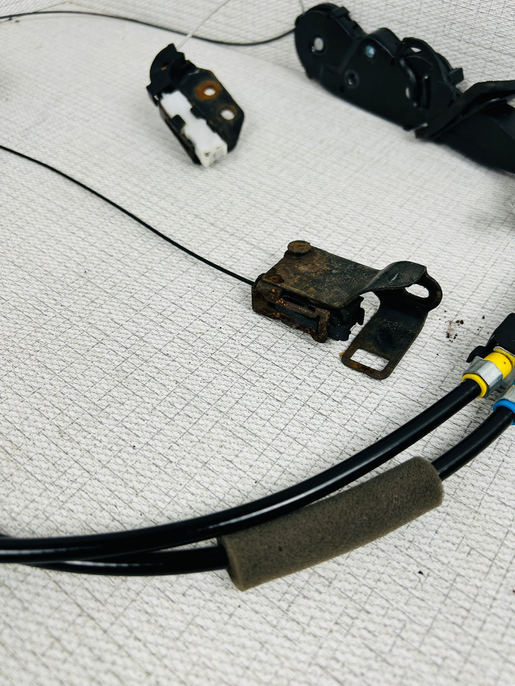 Toyota Sienna 2011-2019 Left Driver side sliding door motor 426605-10200 oem