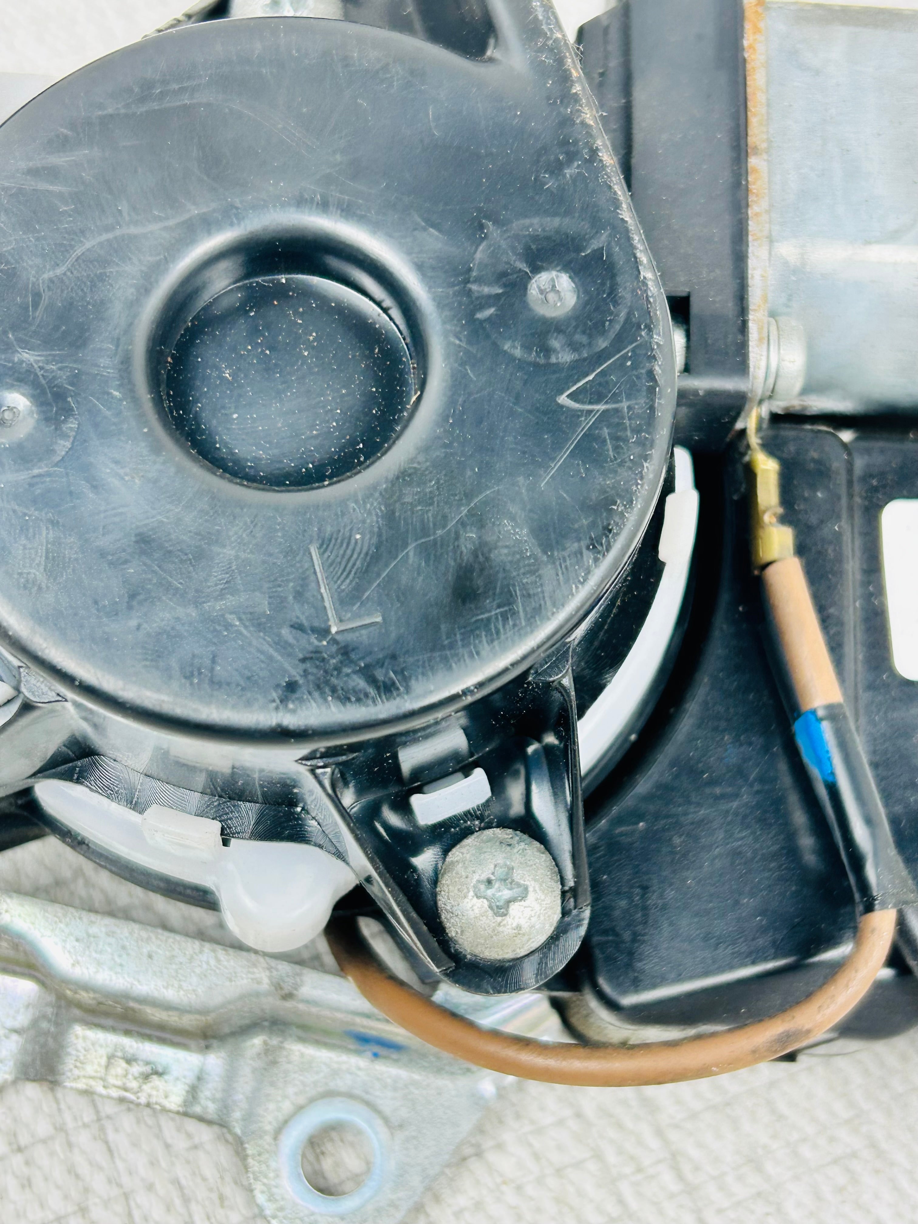 Toyota Sienna 2011-2019 Left Driver side sliding door motor 426605-10200 oem
