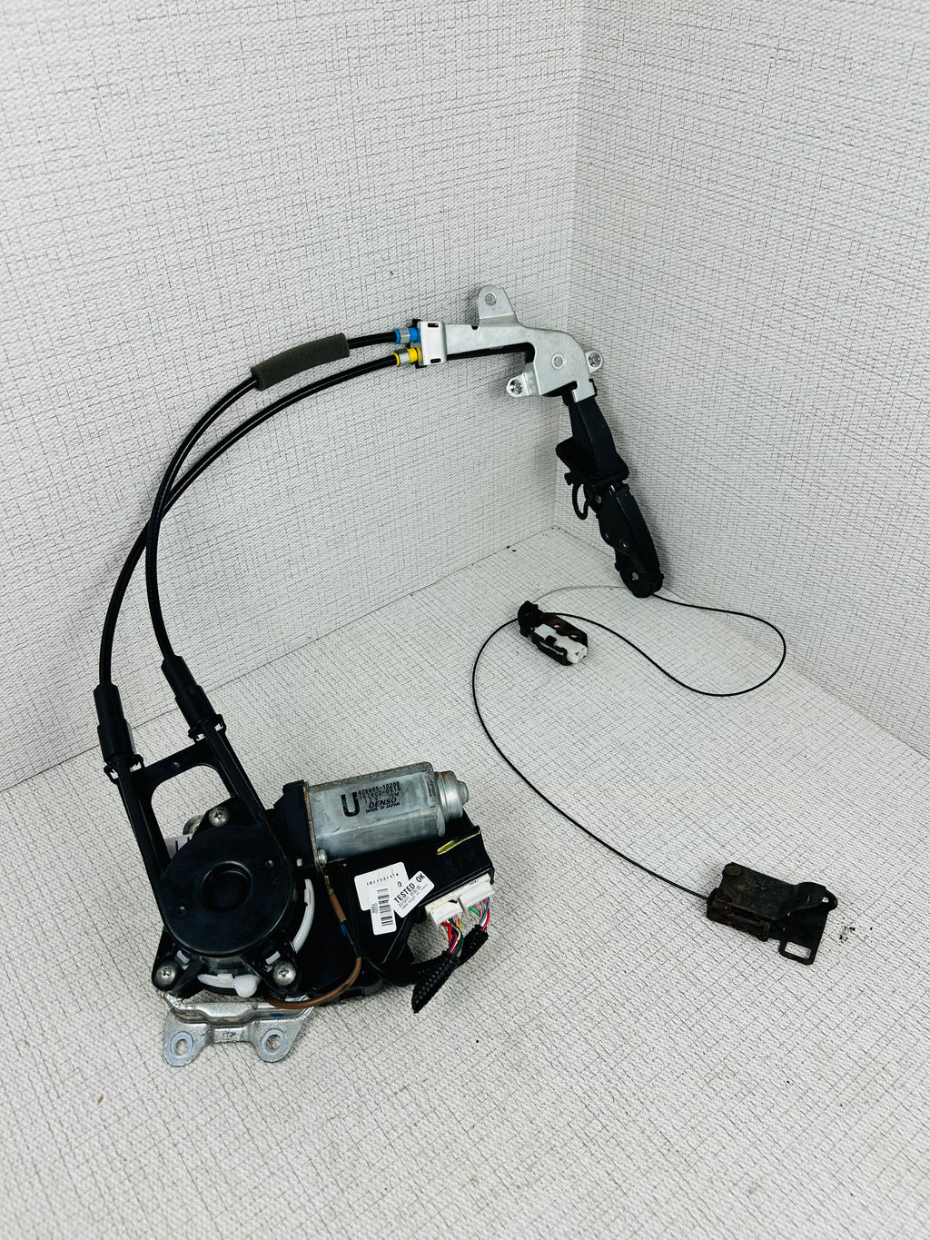 Toyota Sienna 2011-2019 Left Driver side sliding door motor 426605-10200 oem