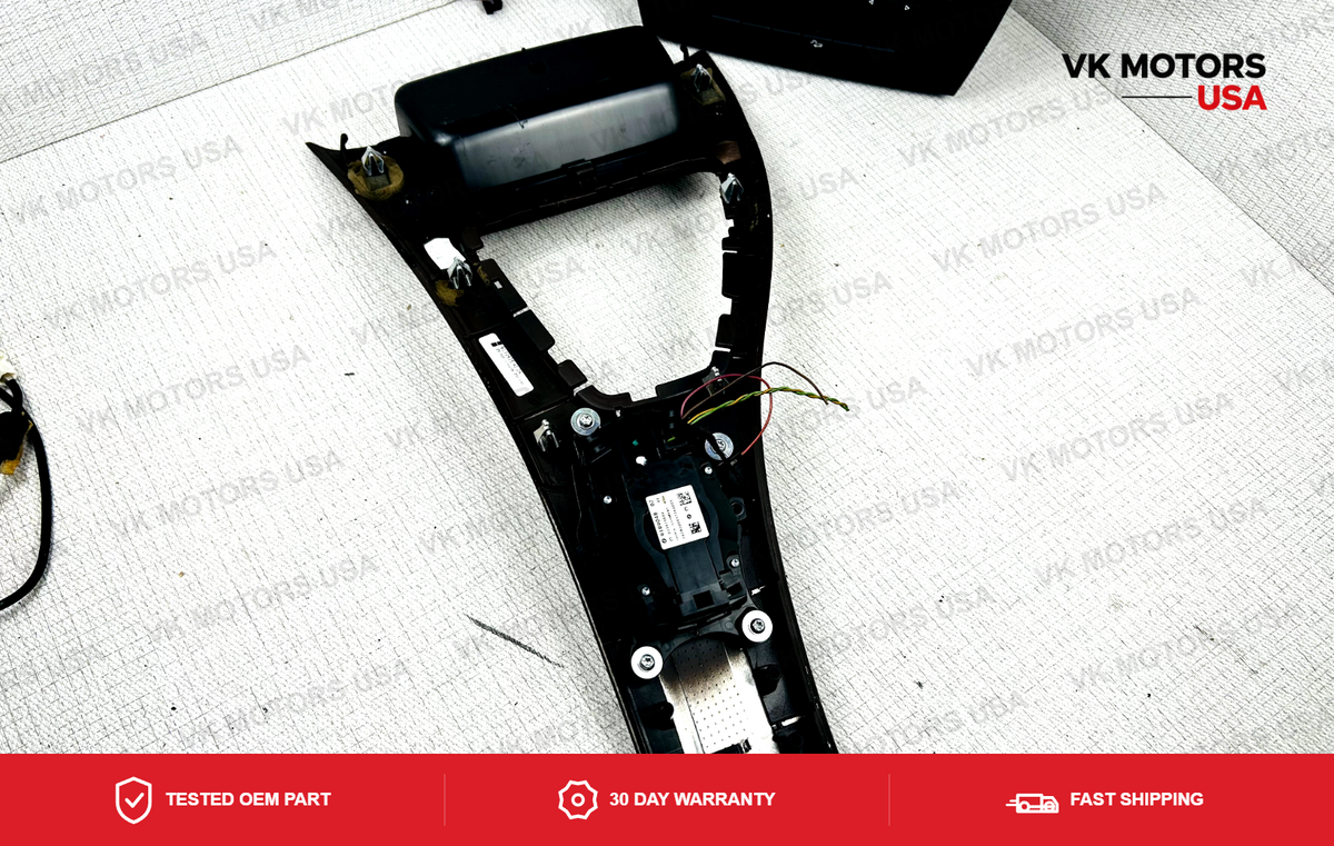 BMW E90 E91 E92 E93 M3 328 335 CIC retrofit kit Navigation Idrive Display OEM