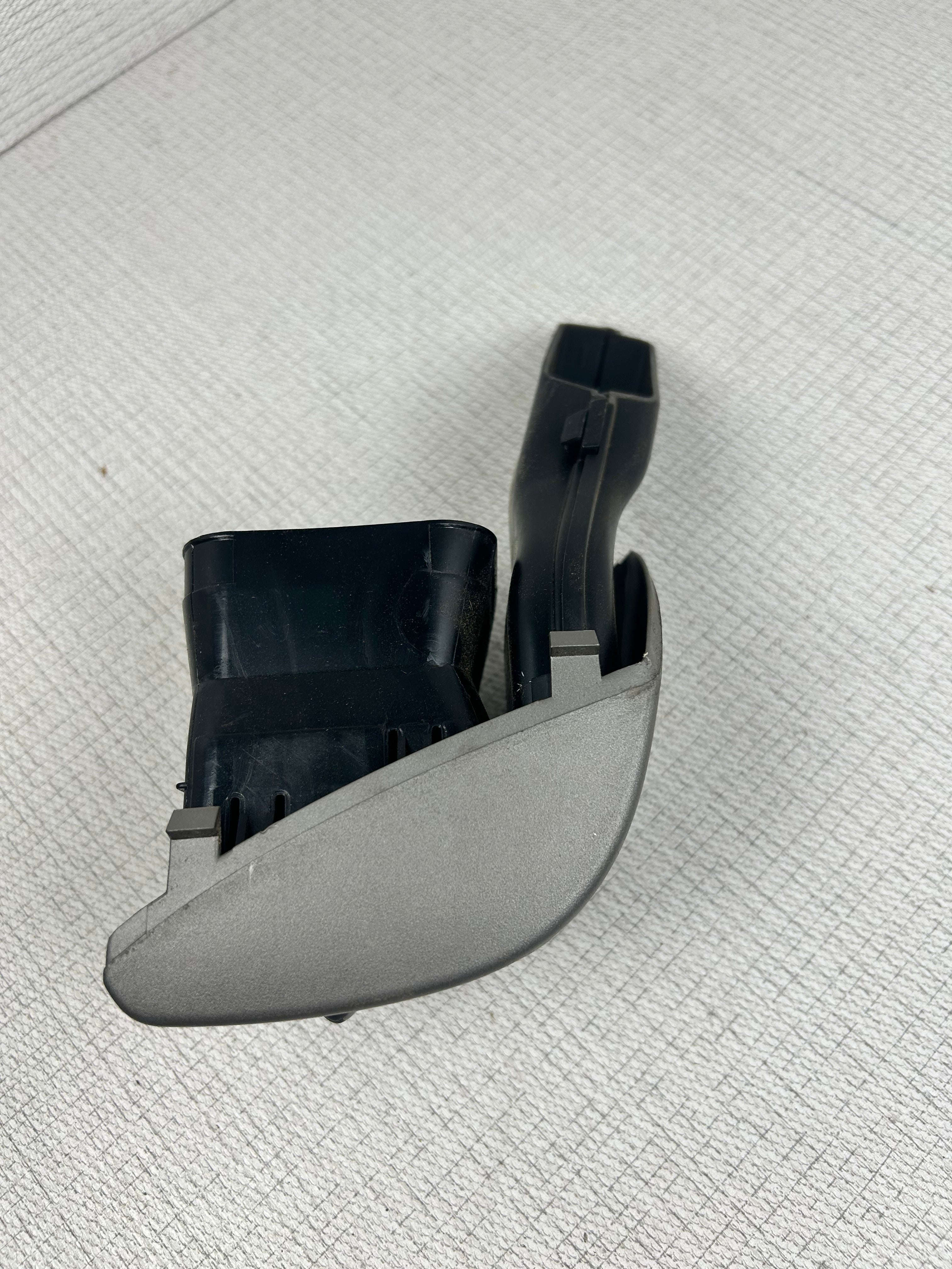 Left Dash Air Vent Chevy Colorado GMC Canyon Silver OEM 2004–2012