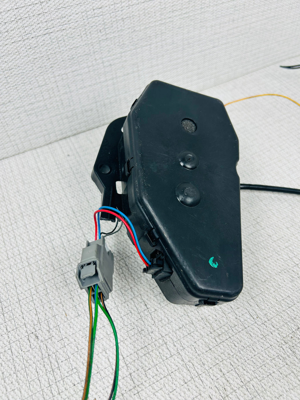 2010-2016 Volvo XC60 Rear Gate Trunk LID Lock Latch Release Control Module OEM