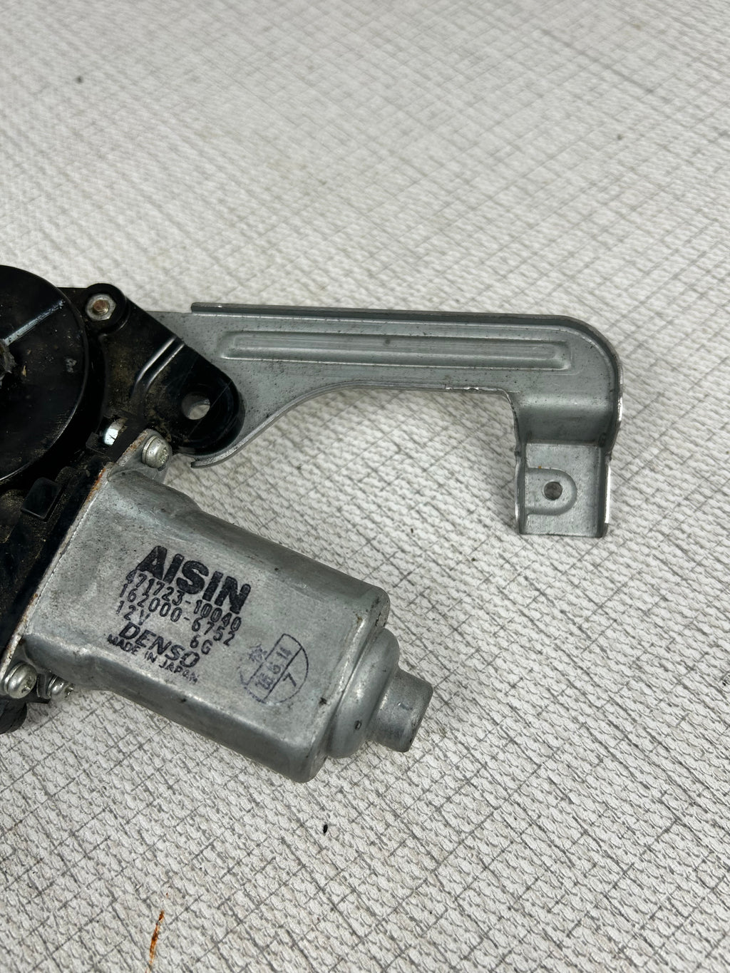 2001-2007 Toyota Sequoia Sun Roof Motor Sunroof 471723-10040 OEM