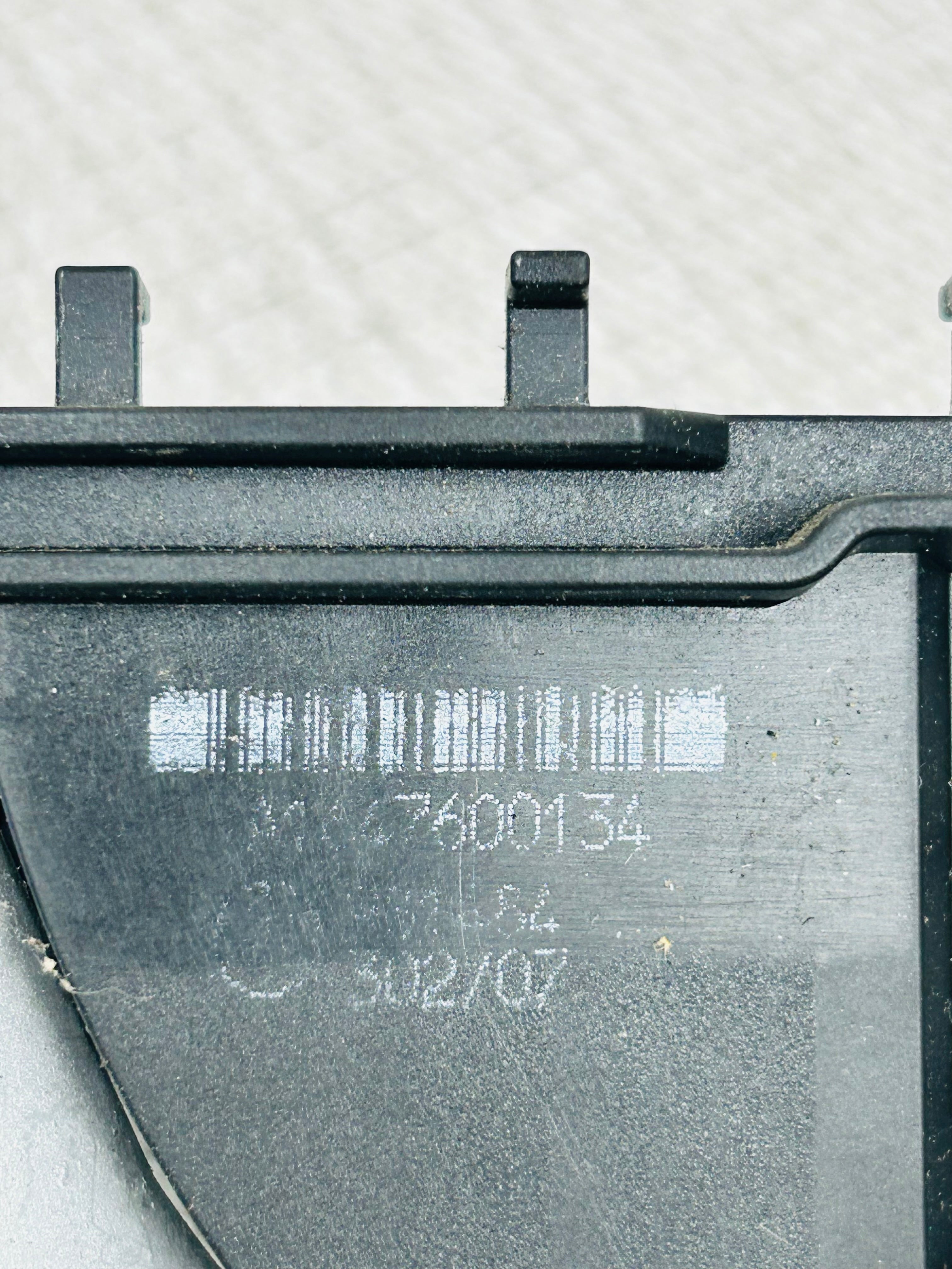 Mercedes ML GL W164 Front Left Exterior Door Handle Driver Side 2006-2012 OEM