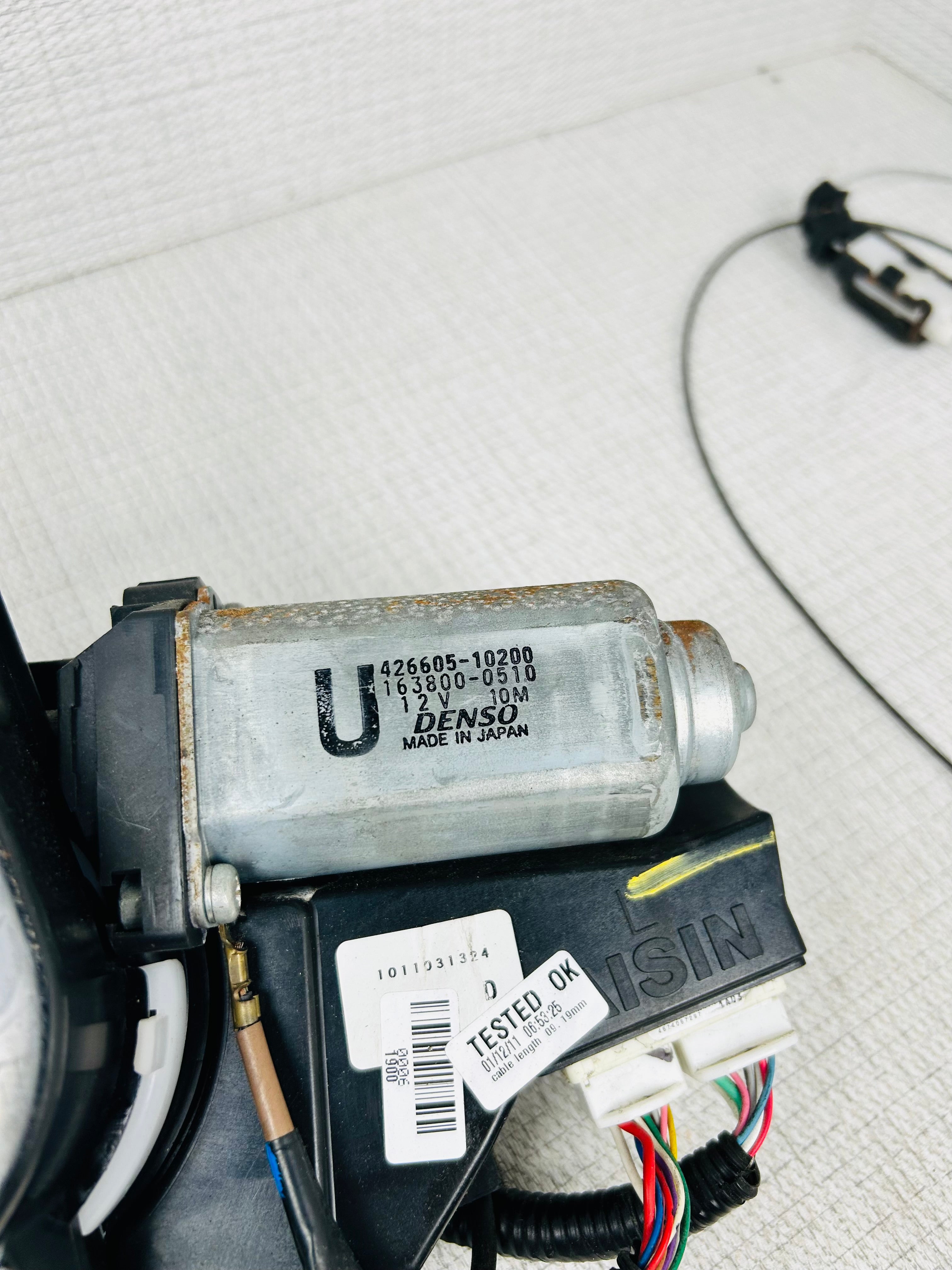 Toyota Sienna 2011-2019 Left Driver side sliding door motor 426605-10200 oem