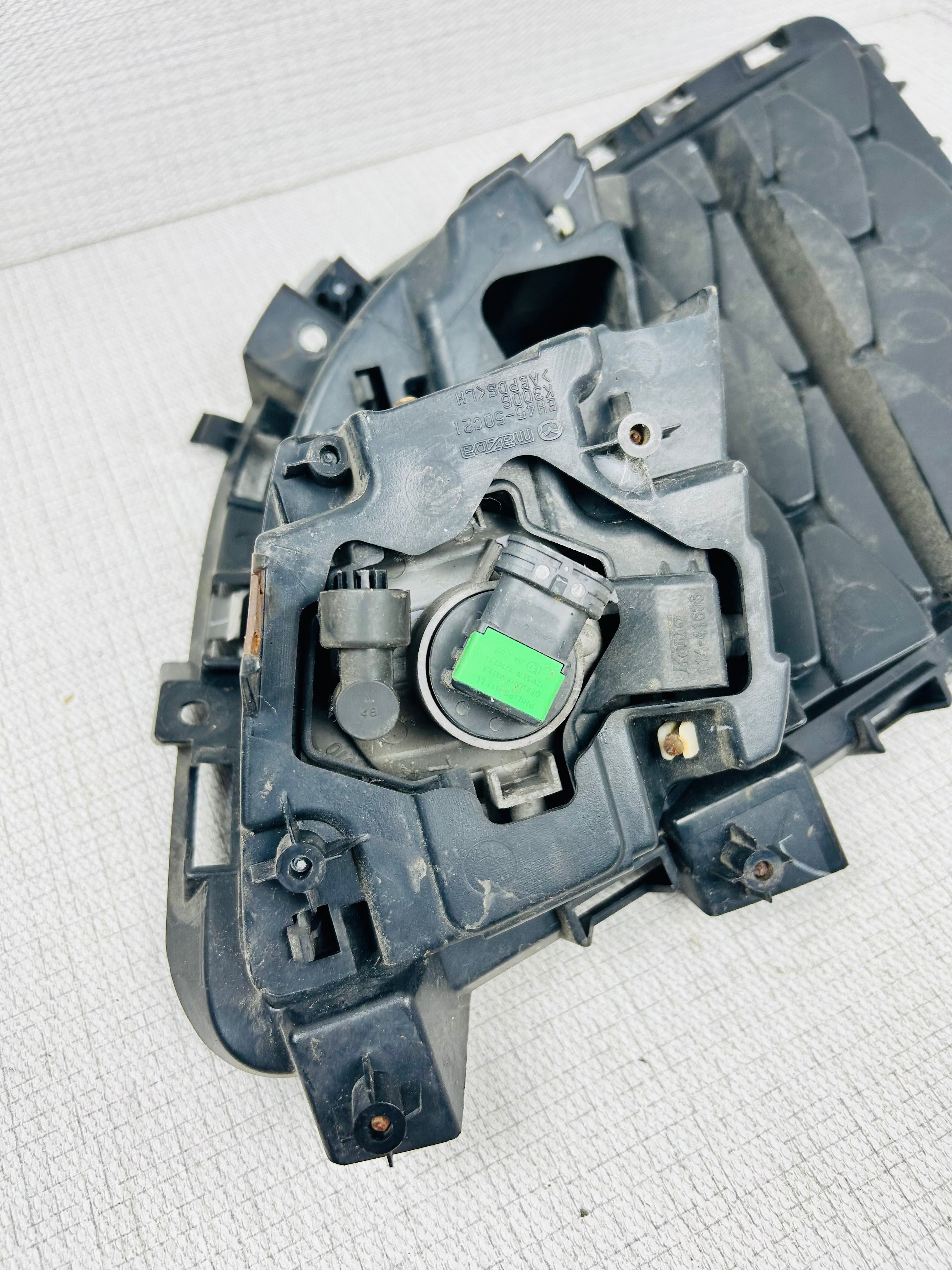 2010-2012 Mazda Cx-7 Bumper Grille Left Fog Light Insert OEM