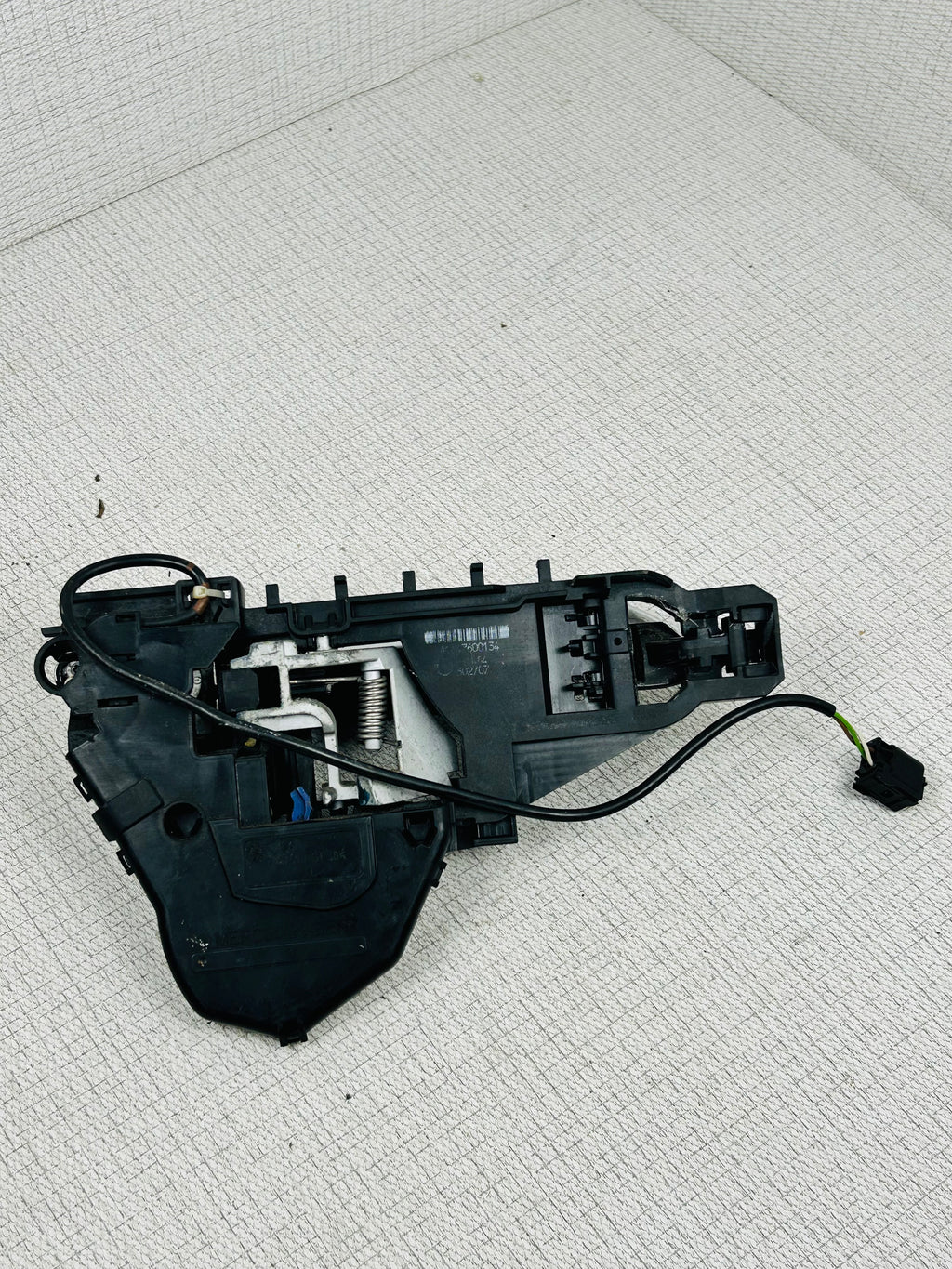 Mercedes ML GL W164 Front Left Exterior Door Handle Driver Side 2006-2012 OEM
