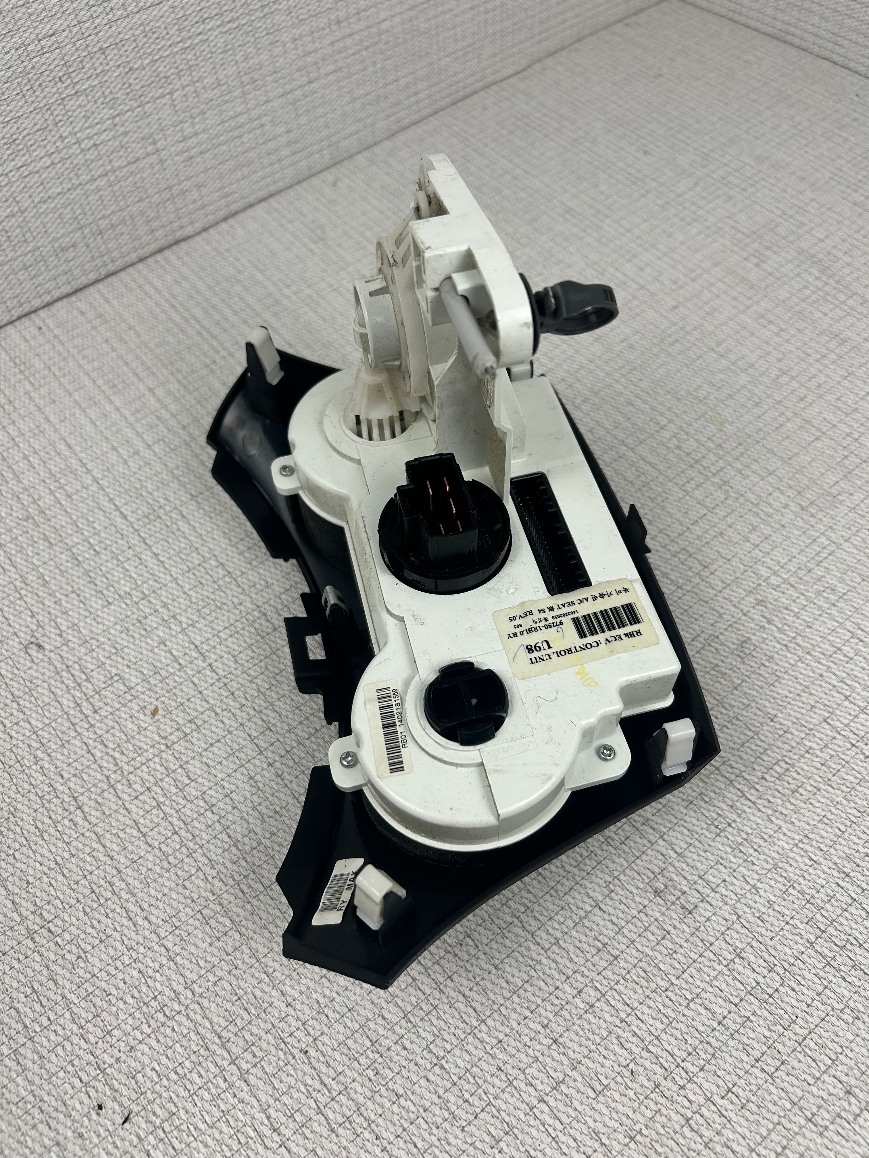 Hyundai Accent A/C Heater Climate Control Temperature Fan 2014 OEM