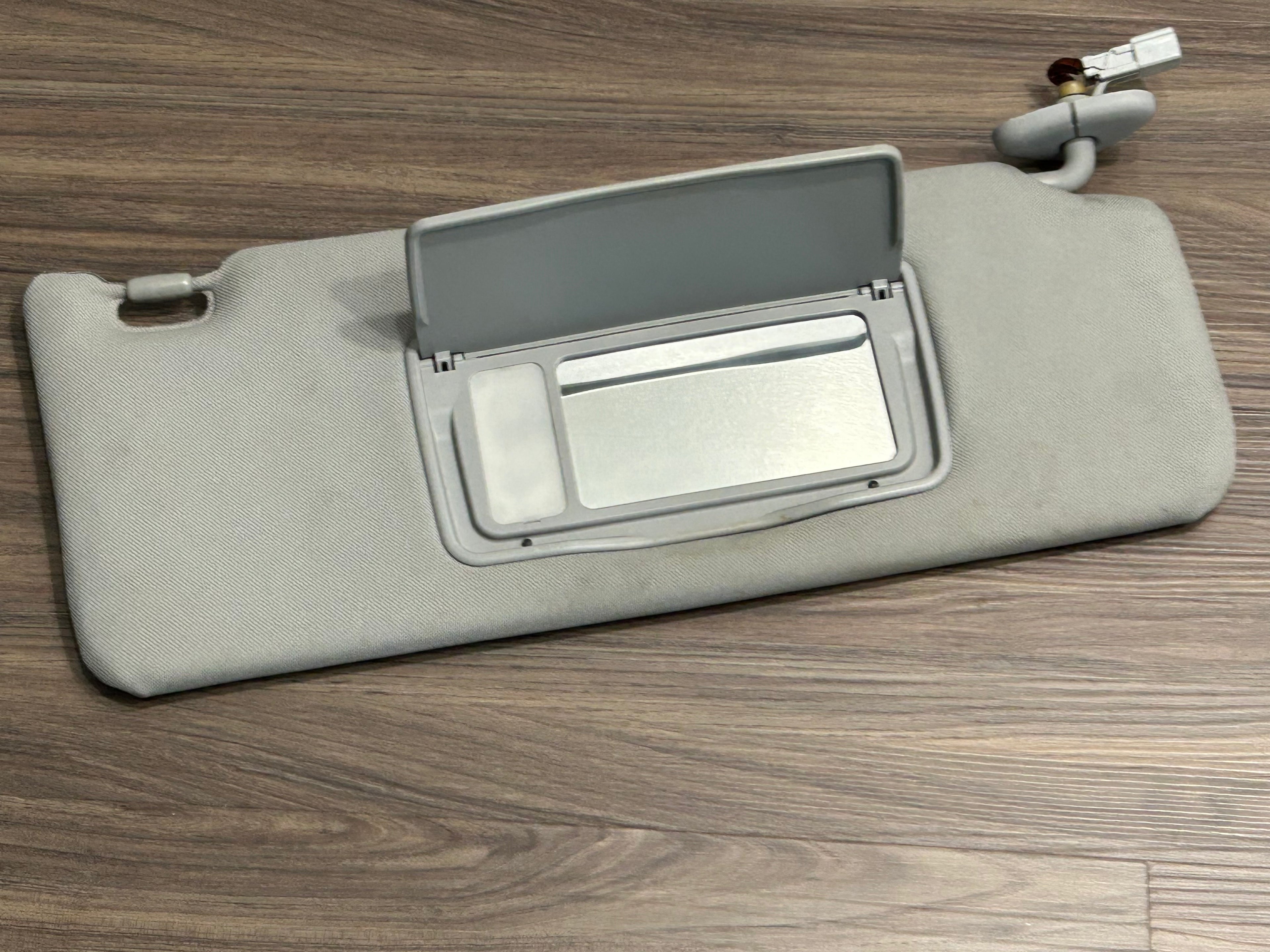 🚘✅ 2007 - 2012 ACURA RDX Sun Visor Shade Light Gray Right Passenger RH OEM