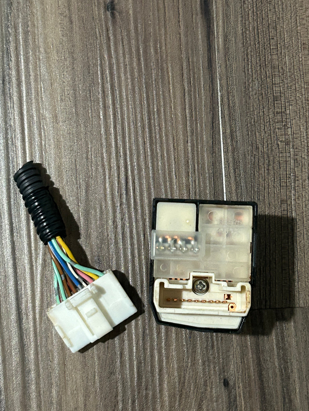 Toyota Sequoia 2001-2007 Side Mirror Control Switch OEM