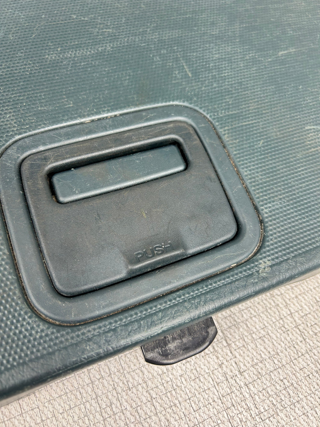 2002-2006 Honda Cr-V CRV Rear Picnic Table Green Folding Cargo Tray Liner OEM