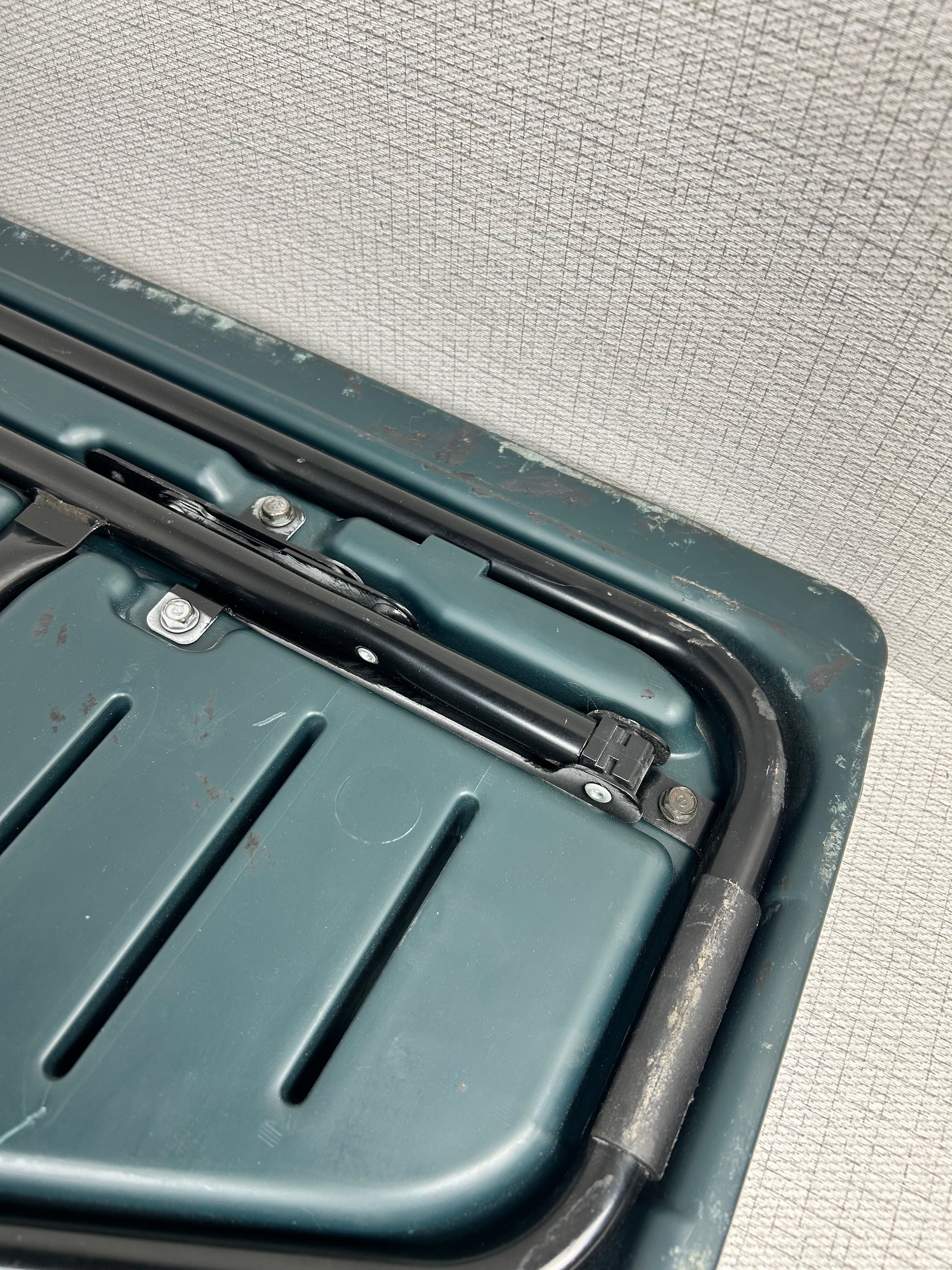 2002-2006 Honda Cr-V CRV Rear Picnic Table Green Folding Cargo Tray Liner OEM