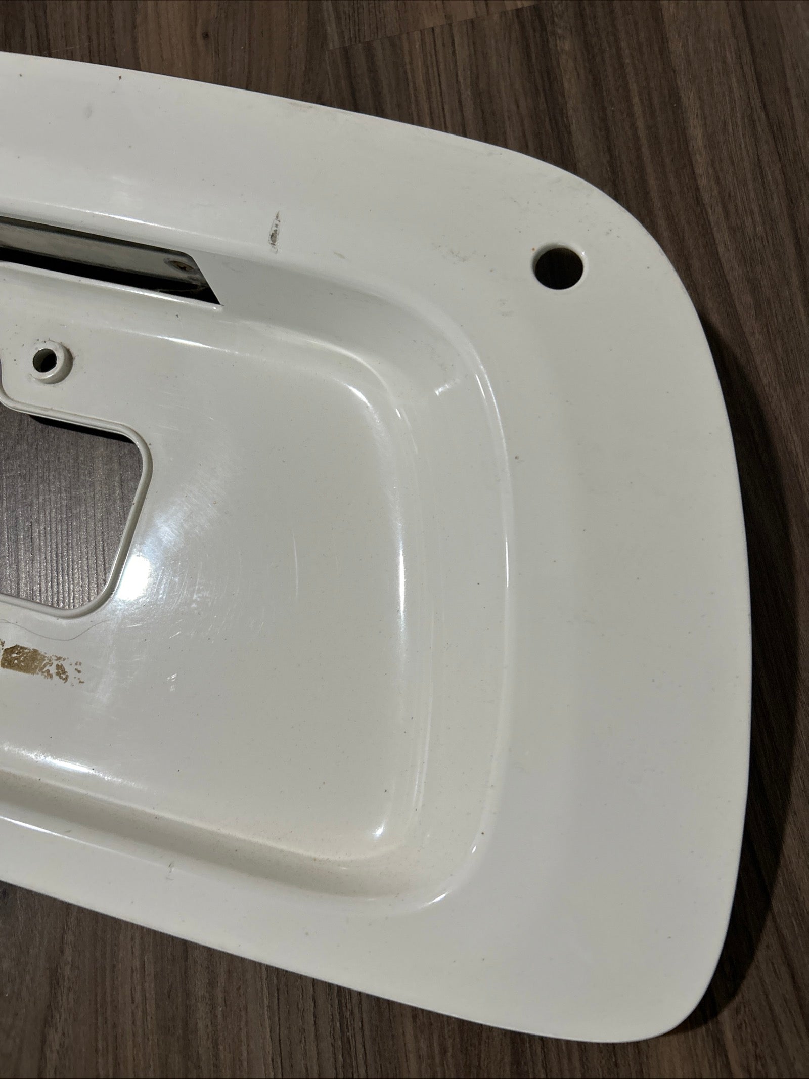 Toyota Sequoia 2001-2007 Rear lift Gate License palte holder latch garnish 056