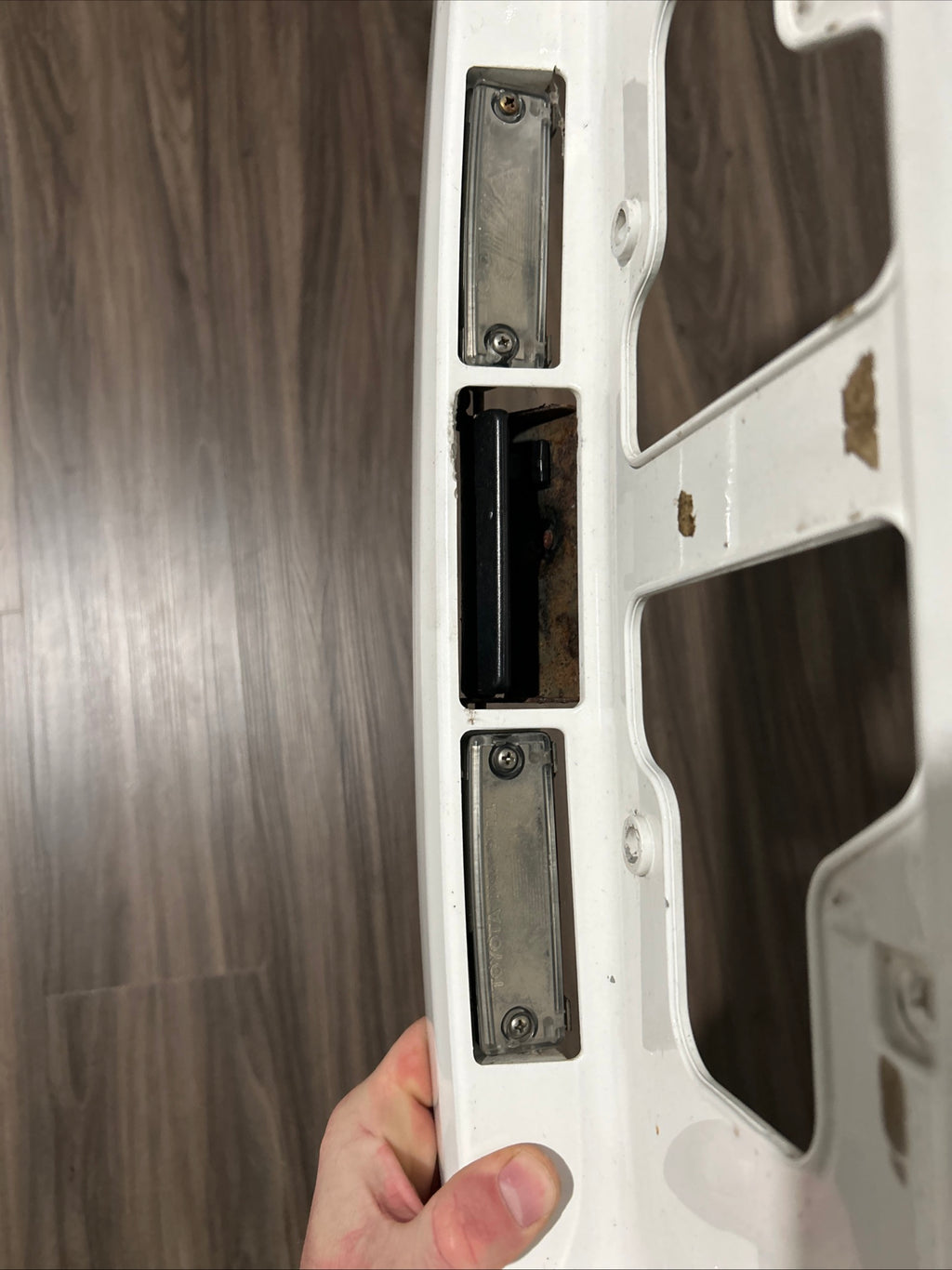 Toyota Sequoia 2001-2007 Rear lift Gate License palte holder latch garnish 056