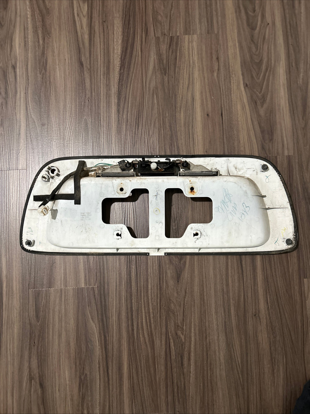 Toyota Sequoia 2001-2007 Rear lift Gate License palte holder latch garnish 056