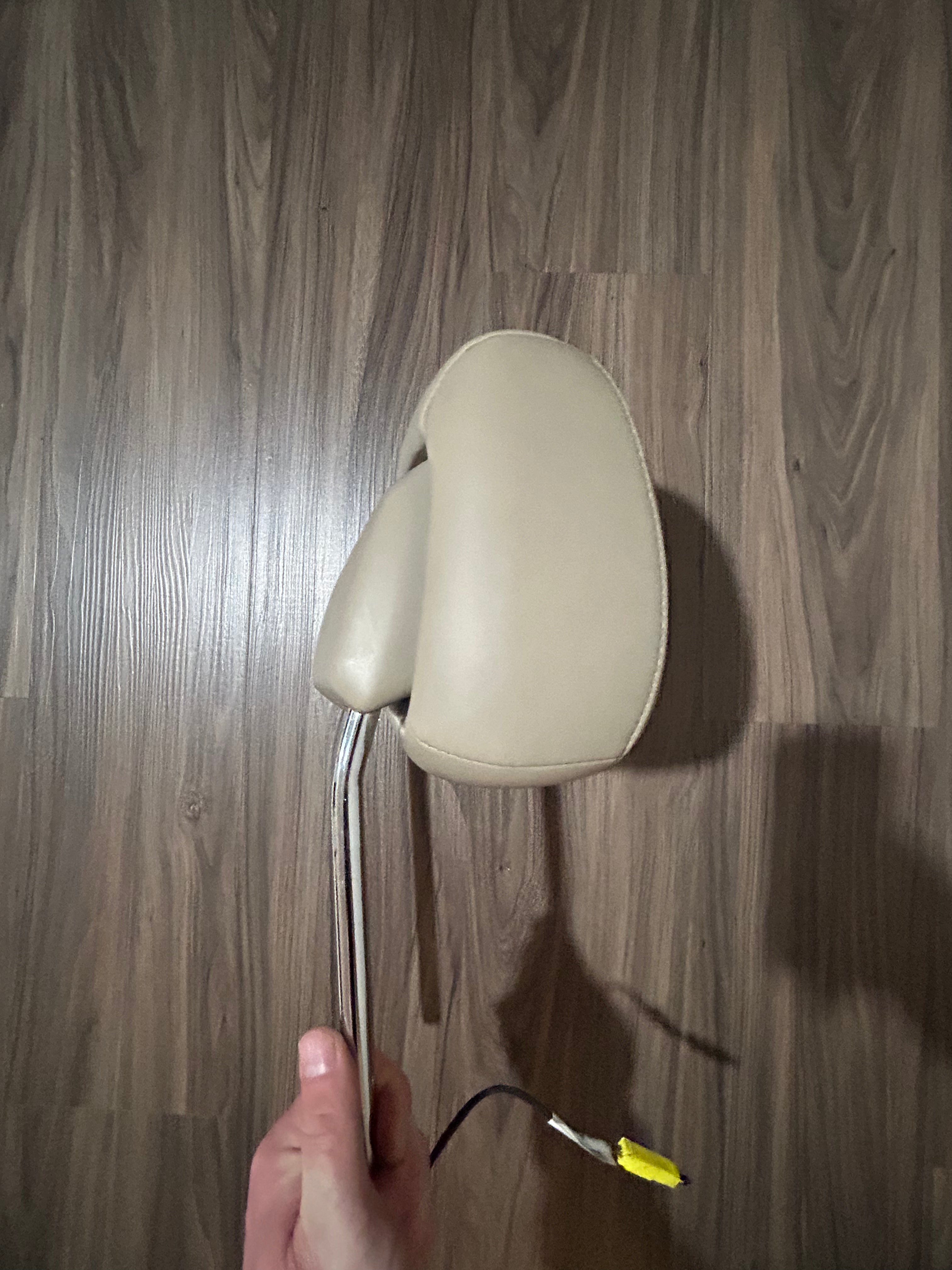 2011-2018 Jeep Grand Cherokee Headrest Front Active Tan Caprice Leather LH RH