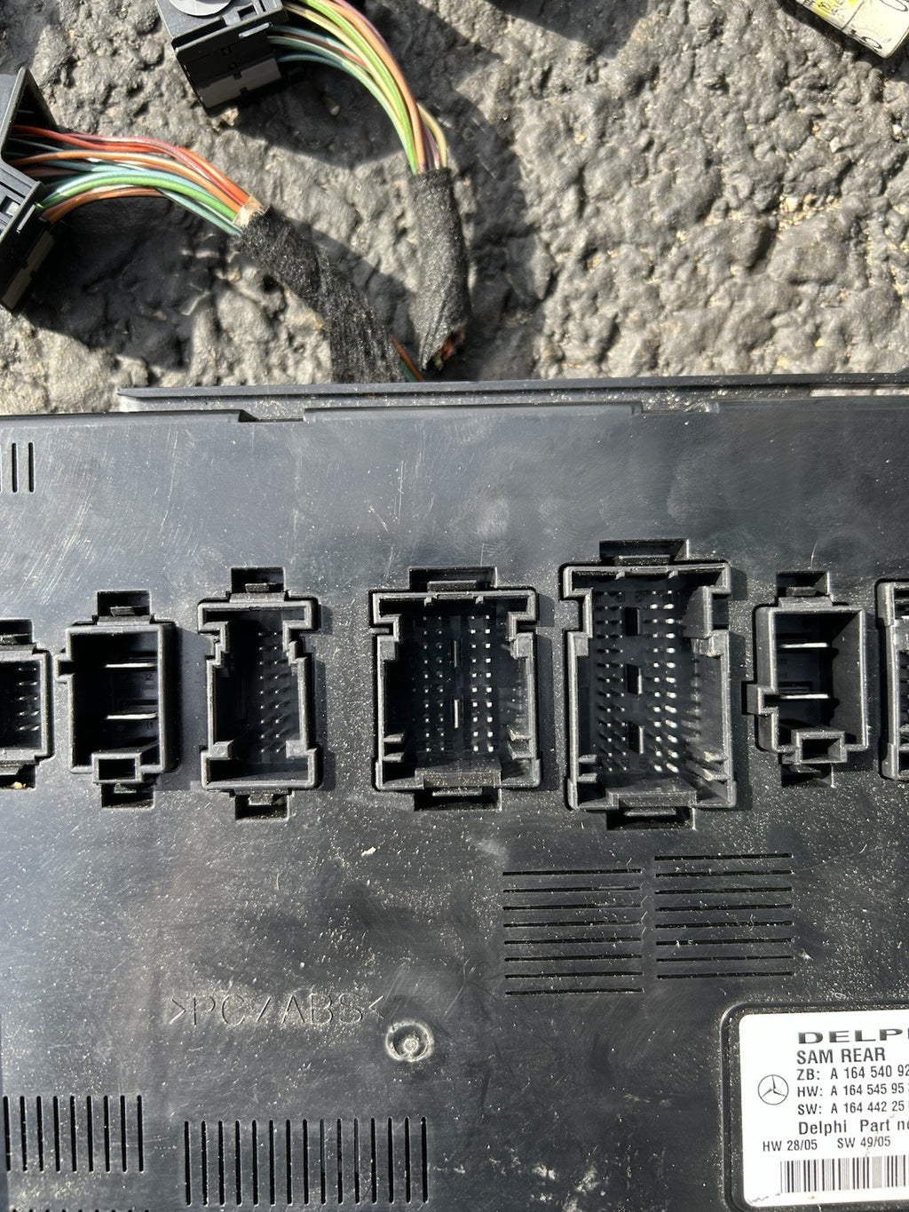 06-12 MERCEDES GL450 R500 R320 ML350 REAR SAM CONTROL MODULE A1645409262