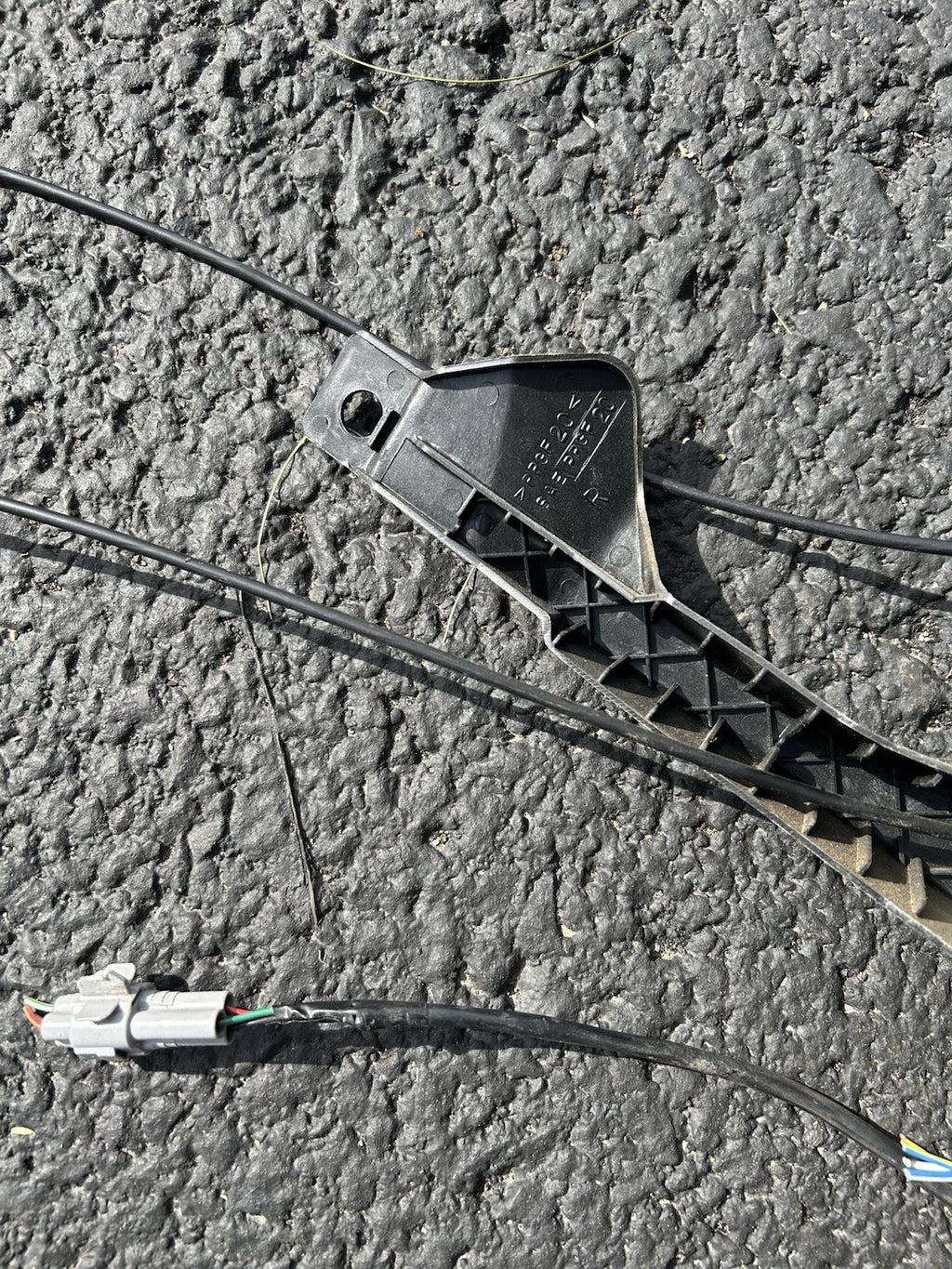 2000-2003 TOYOTA TUNDRA DOOR LATCH LOCK ACTUATOR POWER FRONT Right Passenger OEM