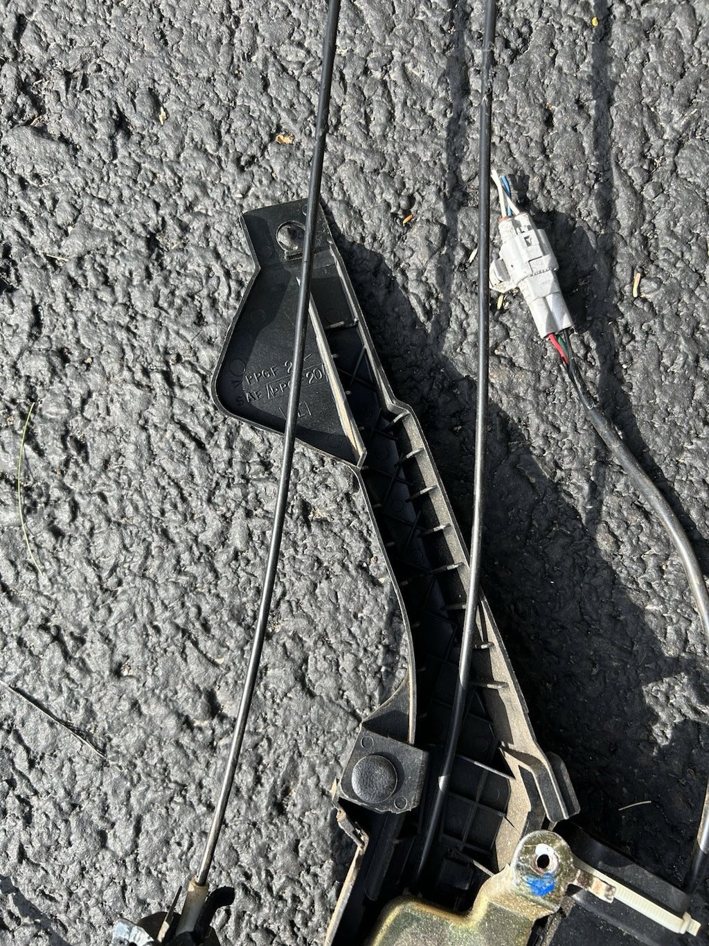 2000-2003 TOYOTA TUNDRA DOOR LATCH LOCK ACTUATOR POWER FRONT LEFT DRIVER OEM