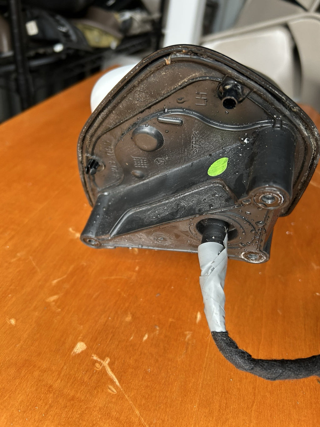 Driver Left Side View Mirror Power Painted Fits 10-13 RANGE ROVER SPORT White