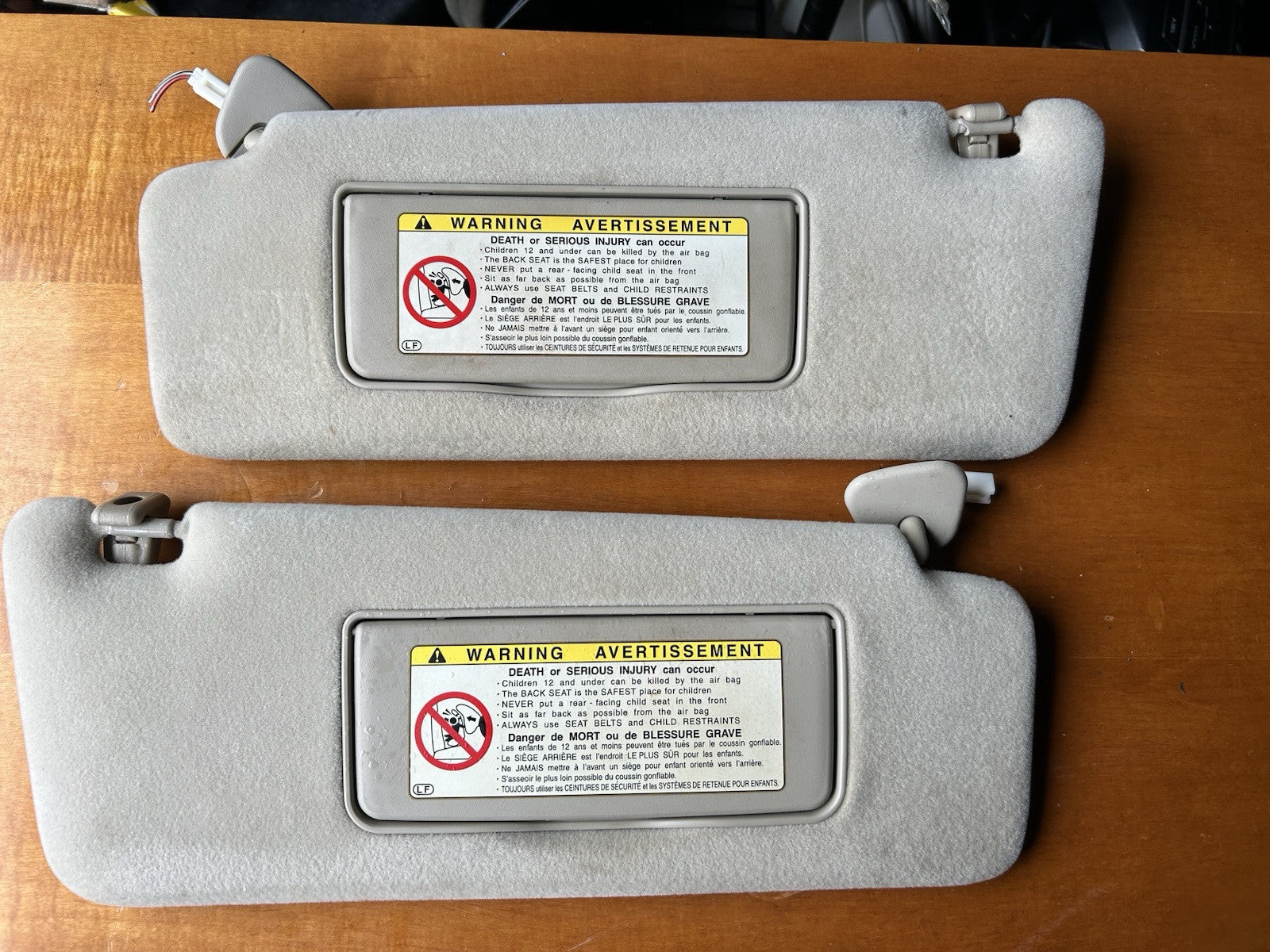 1999-2003 LEXUS RX300 Driver & Passenger SUNVISORS Gray OEM