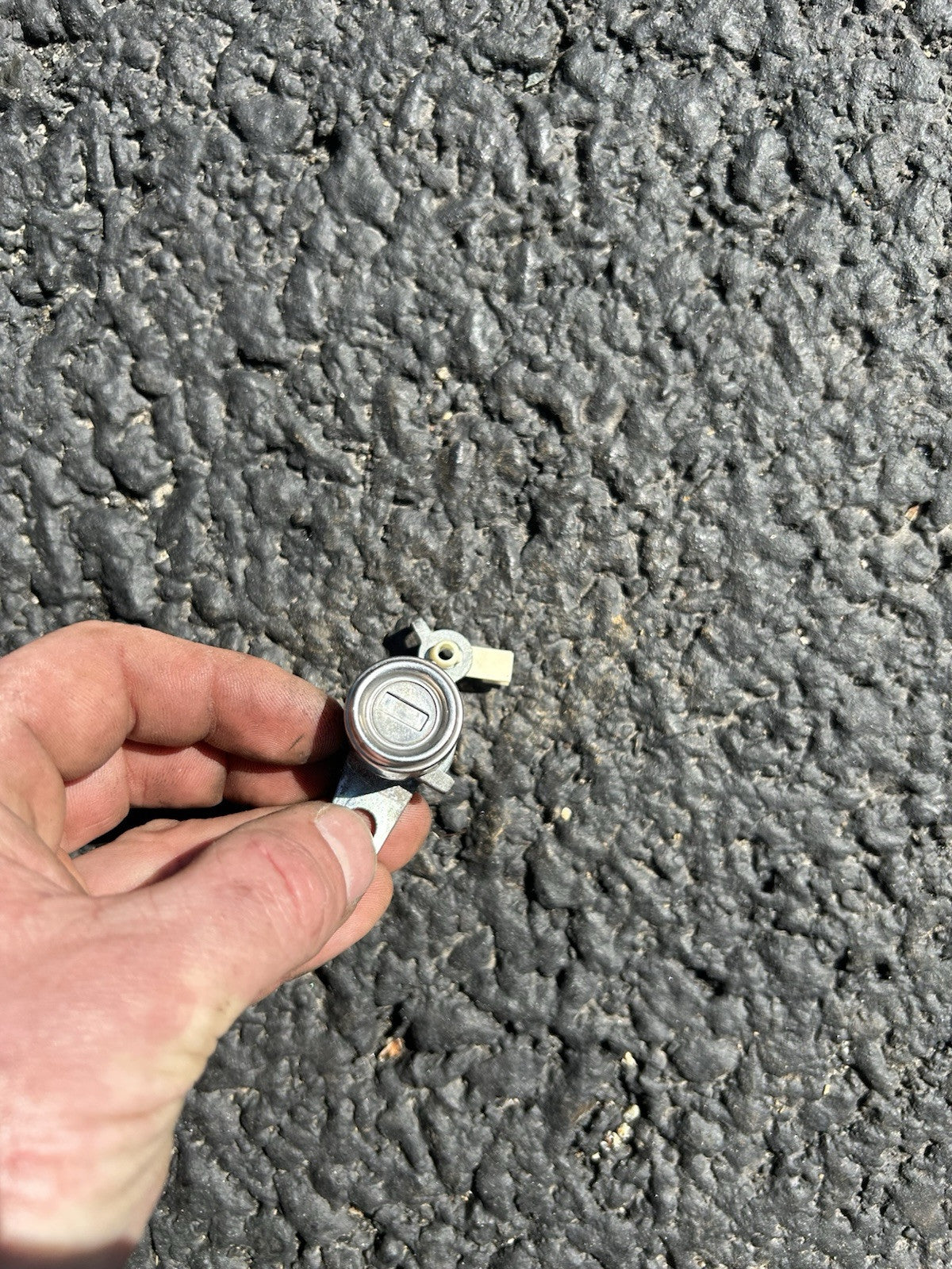 2011-2016  Hyundai Accent  *MANUAL TRANS* Ignition Switch Cylinder w/Key